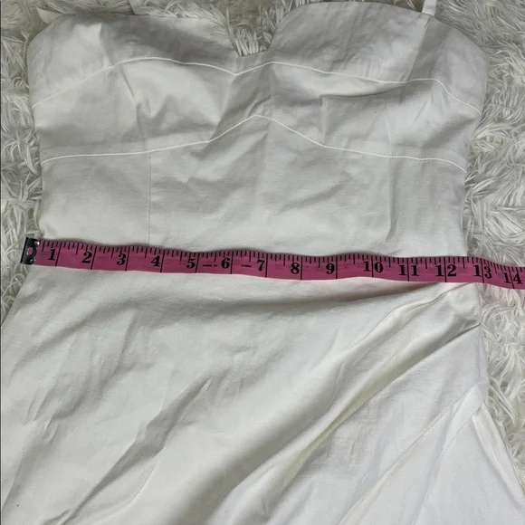 Alfred Draped Stretch Organic Cotton Midi Dress In Weiss - Picture 10 of 10